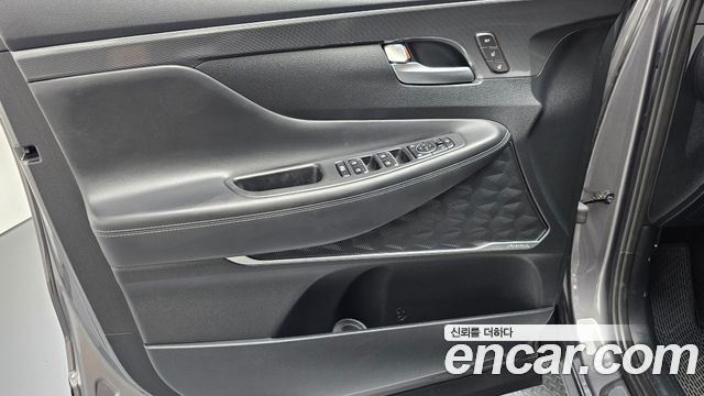 Hyundai Santafe 2021 — photo 14