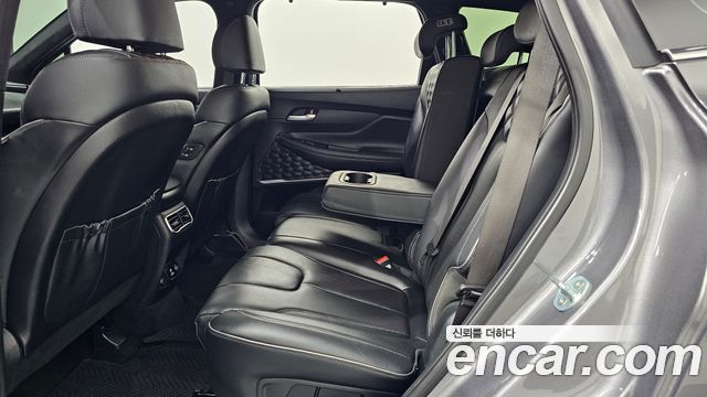 Hyundai Santafe 2021 — photo 16