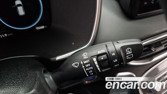 Hyundai Santafe 2021 — photo 30