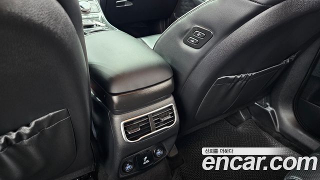 Hyundai Santafe 2021 — photo 33