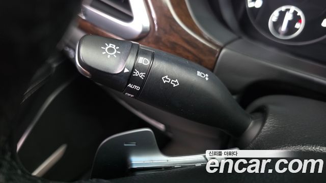 Genesis EQ900 2016 — photo 28