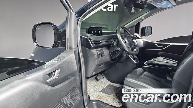 Hyundai Staria 2022 — photo 15