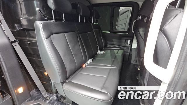 Hyundai Staria 2022 — photo 23