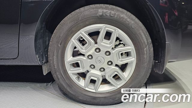 Hyundai Staria 2022 — photo 7