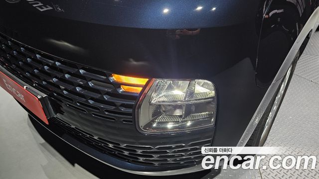Hyundai Staria 2022 — photo 8