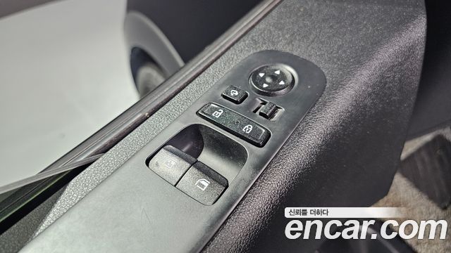Hyundai Staria 2022 — photo 25