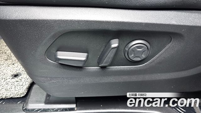 Hyundai Staria 2022 — photo 27