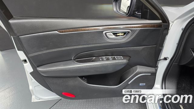 Renault Korea SM6 2017 — photo 14