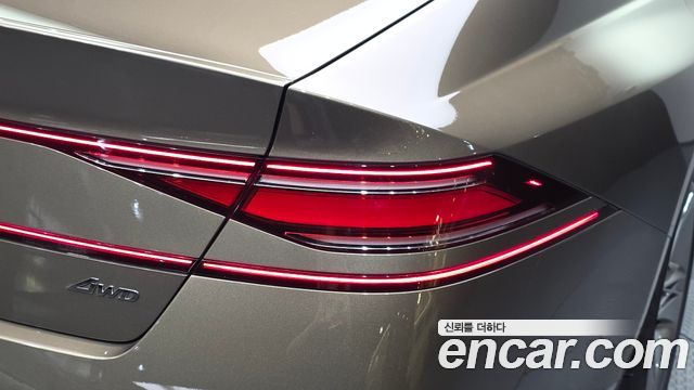 Genesis G90 2022 — photo 9