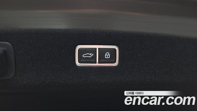 Genesis G90 2022 — photo 27