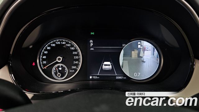 Genesis GV70 2023 — photo 11