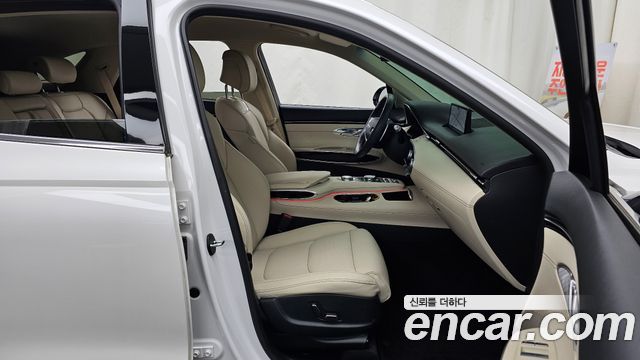 Genesis GV70 2023 — photo 17