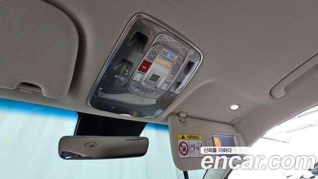 Genesis GV70 2023 — photo 24