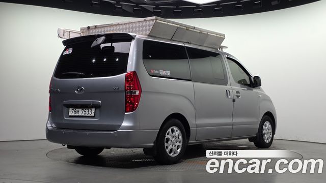 Hyundai Starex 2015 — photo 2