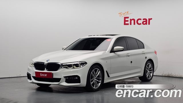 BMW 5-Series 2017 — photo 1