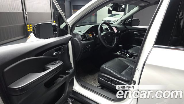 Honda Pilot 2018 — photo 13