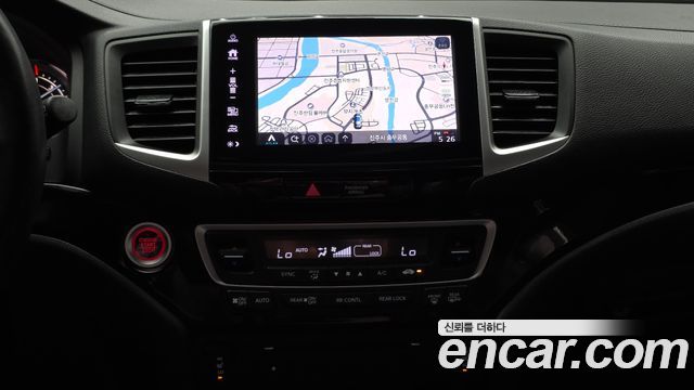 Honda Pilot 2018 — photo 20