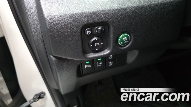 Honda Pilot 2018 — photo 23