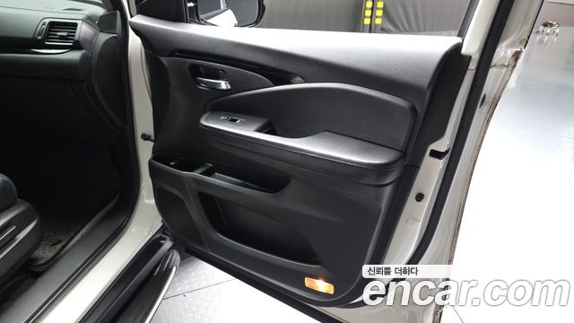 Honda Pilot 2018 — photo 14