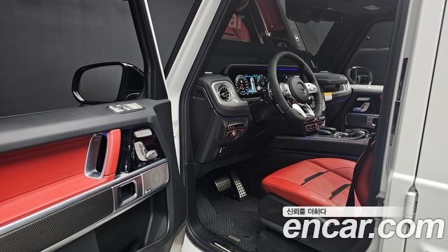 Mercedes-Benz G-Class 2022 — photo 13