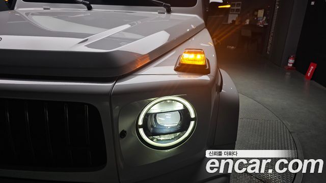Mercedes-Benz G-Class 2022 — photo 8