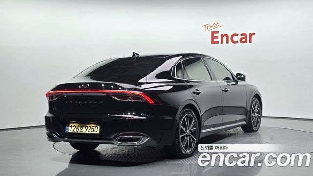 Hyundai Grandeur 2022 — photo 2