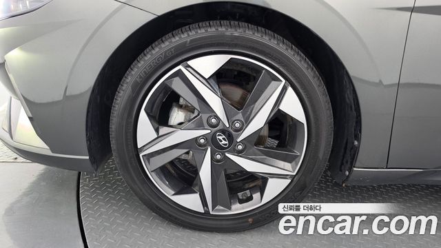Hyundai AVANTE 2023 — photo 5