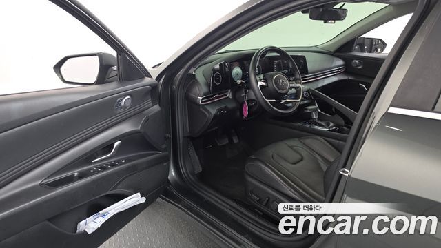 Hyundai AVANTE 2023 — photo 10