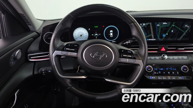 Hyundai AVANTE 2023 — photo 13