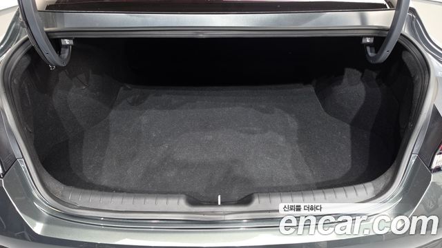 Hyundai AVANTE 2023 — photo 15