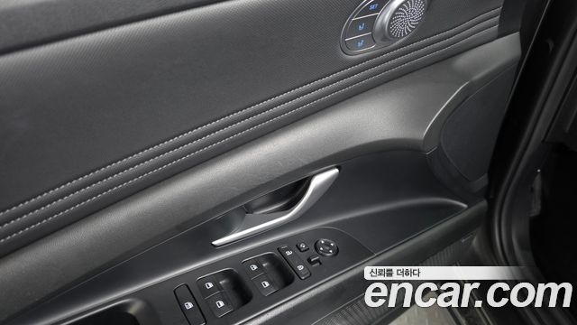Hyundai AVANTE 2023 — photo 16