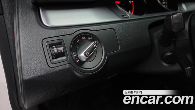 Volkswagen CC 2013 — photo 22