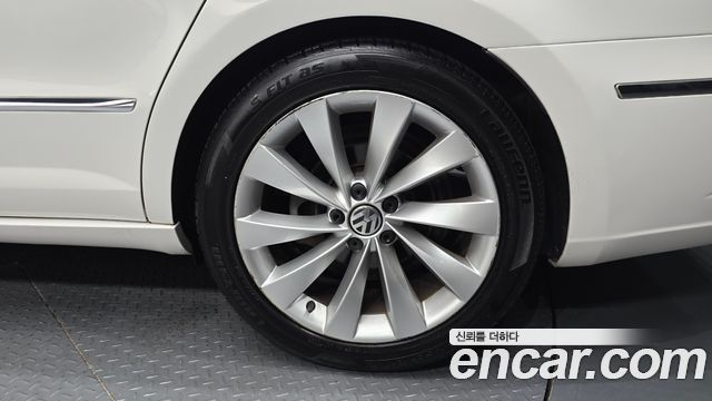 Volkswagen CC 2013 — photo 7