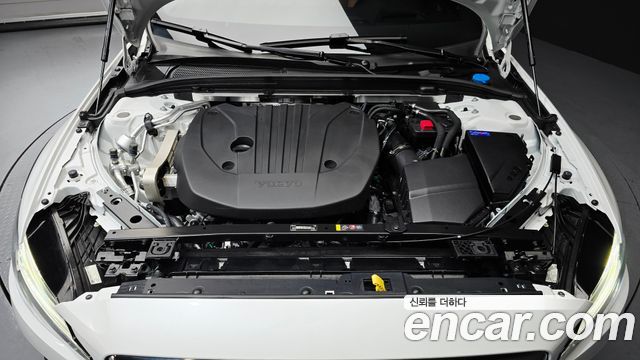 Volvo V60 2025 — photo 6