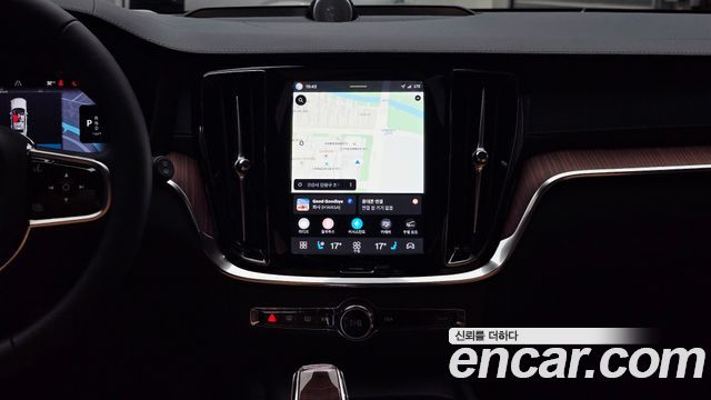 Volvo V60 2025 — photo 14