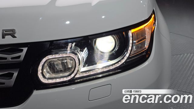 Land Rover Range Rover Sport 2016 — photo 8