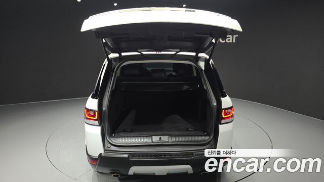 Land Rover Range Rover Sport 2016 — photo 34