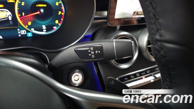 Mercedes-Benz GLC-Class 2022 — photo 12
