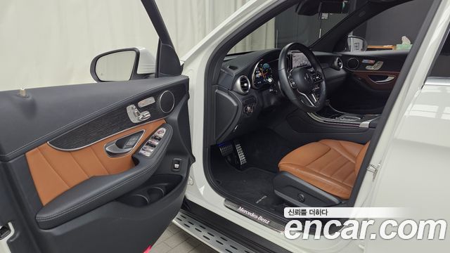Mercedes-Benz GLC-Class 2022 — photo 13