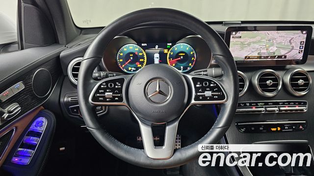 Mercedes-Benz GLC-Class 2022 — photo 19