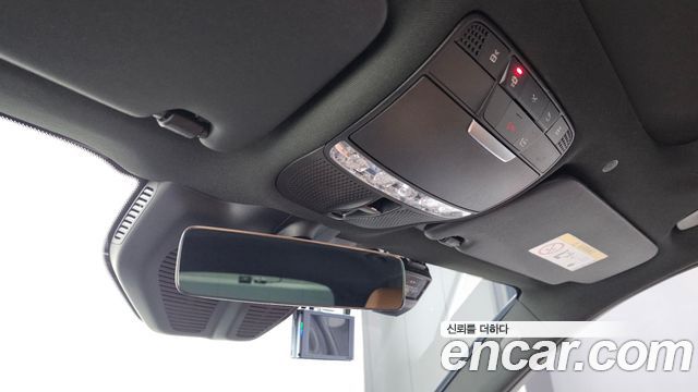 Mercedes-Benz GLC-Class 2022 — photo 24
