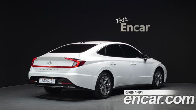 Hyundai Sonata 2022 — photo 2