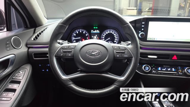 Hyundai Sonata 2022 — photo 19