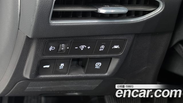 Hyundai Sonata 2022 — photo 25