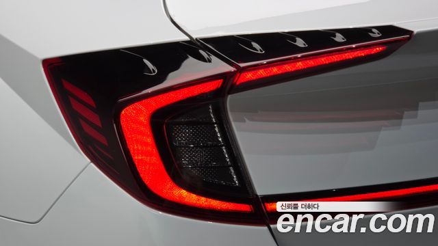 Hyundai Sonata 2022 — photo 9