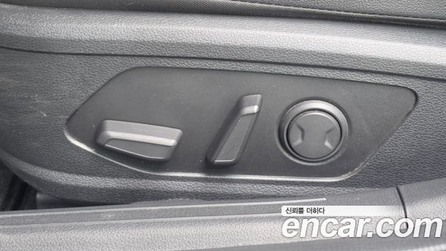Hyundai Sonata 2022 — photo 31