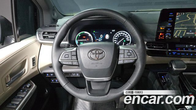 Toyota Sienna 2024 — photo 19