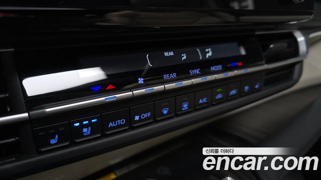 Toyota Sienna 2024 — photo 28