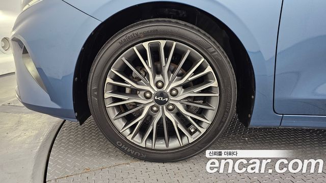 Kia K3 2022 — photo 5