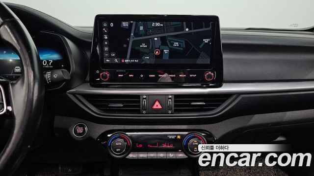 Kia K3 2022 — photo 12
